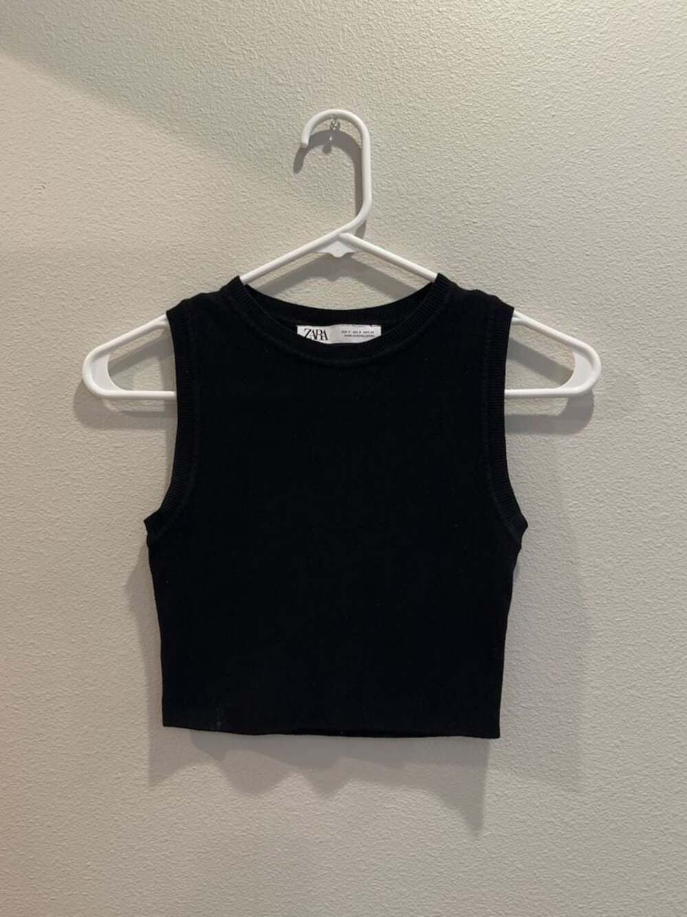 Zara Black Ribbed Knit Sleeveless Crop Top Size S